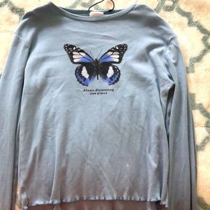 Baby blue long sleeve crop with butterfly